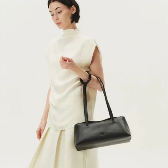 Freja New York Black Faux Leather Chrystie Bag - Picture 7 of 10